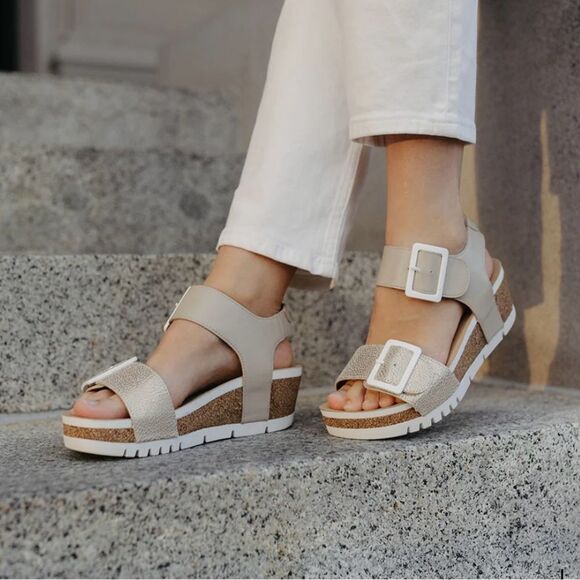 Josef Seibel Quinn 2 Sandals - Picture 3 of 9